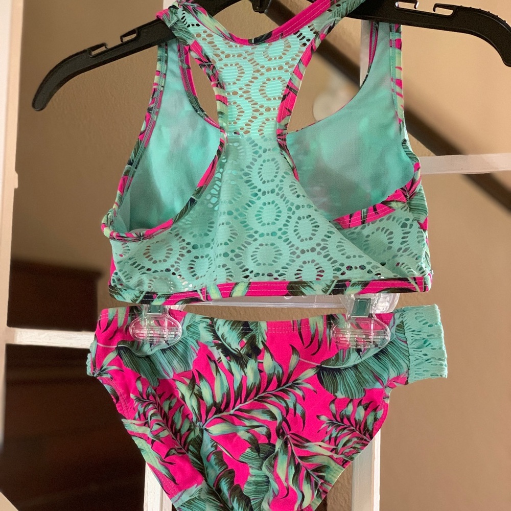 Swimsuits bundle - Picture 5 of 7